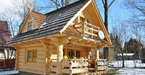 Featured Log Builder: The Little Log House Company