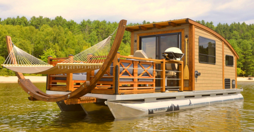 This Tiny House Boat is an Amazing Off-Grid Floating Cabin