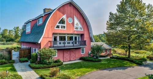 This 3 Story Converted Barn Is A Dream For Families