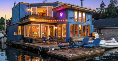 Look Inside This Stunning Floating Home With Rooftop Views